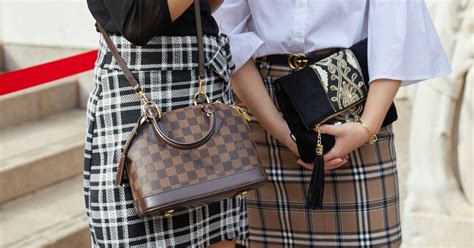 «Créateur de mode connu pour ses sacs LV» 